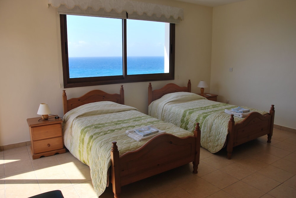 Pomos Villa - Only 50m to the Sea, Picturesque - Tranquil Area, Paphos view 4