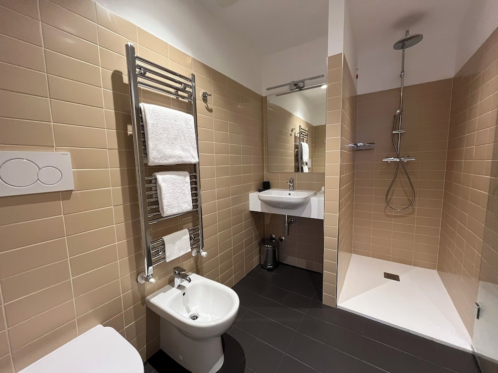 Portica Homes Assisi
