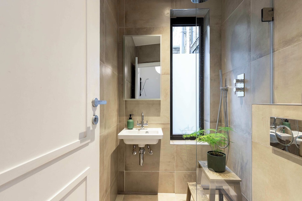 Spacious and Charming Brixton Home
