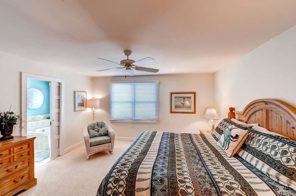 Indigo Pelican Indigo Pelican 5 Bedroom Holiday Home By Bald Head Island