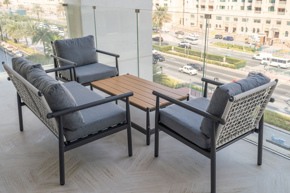 Stunning 3-bedroom Retreat at Five Palm Jumeirah With Spectacular Views and Direct Access to the West Beach
