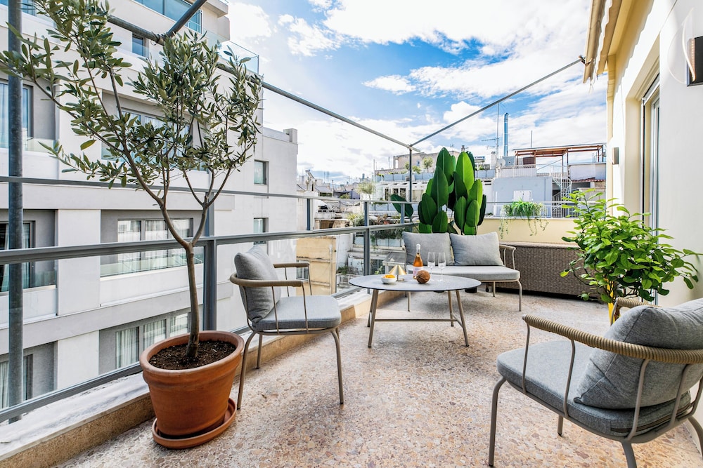 Syntagma Acropolis View Residence