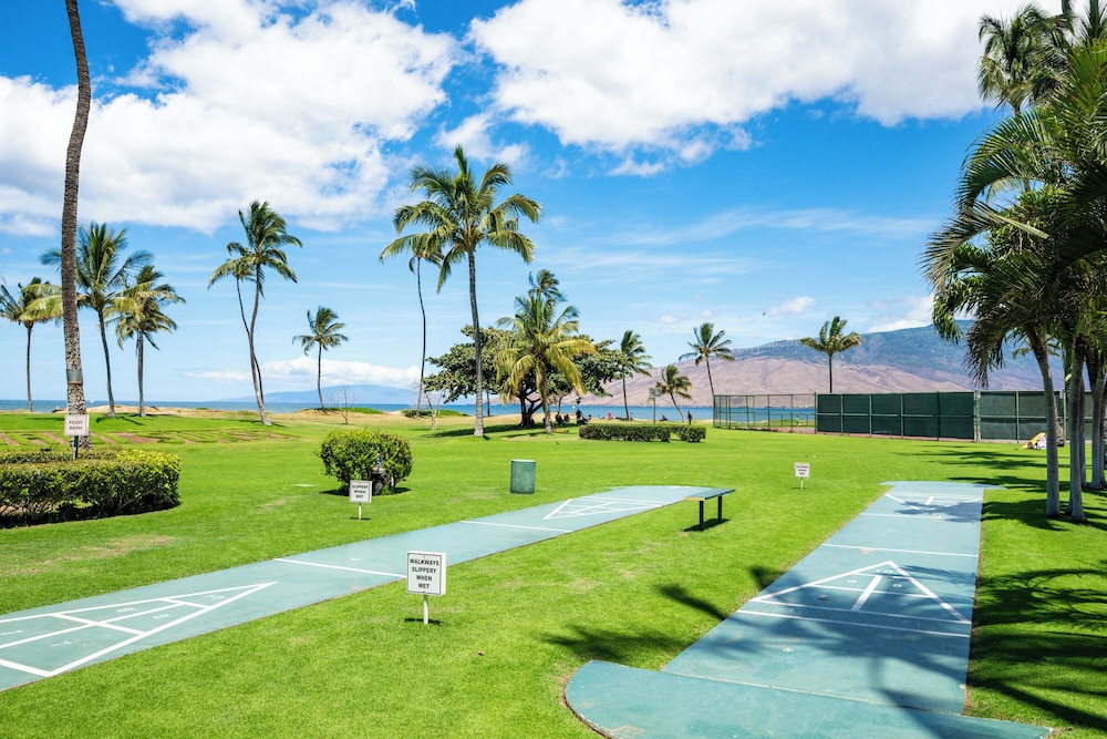 Romannas Golden Ray Oceanfront Condo