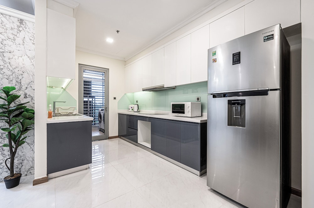 Vinhomes Central Park Apartment by Hava