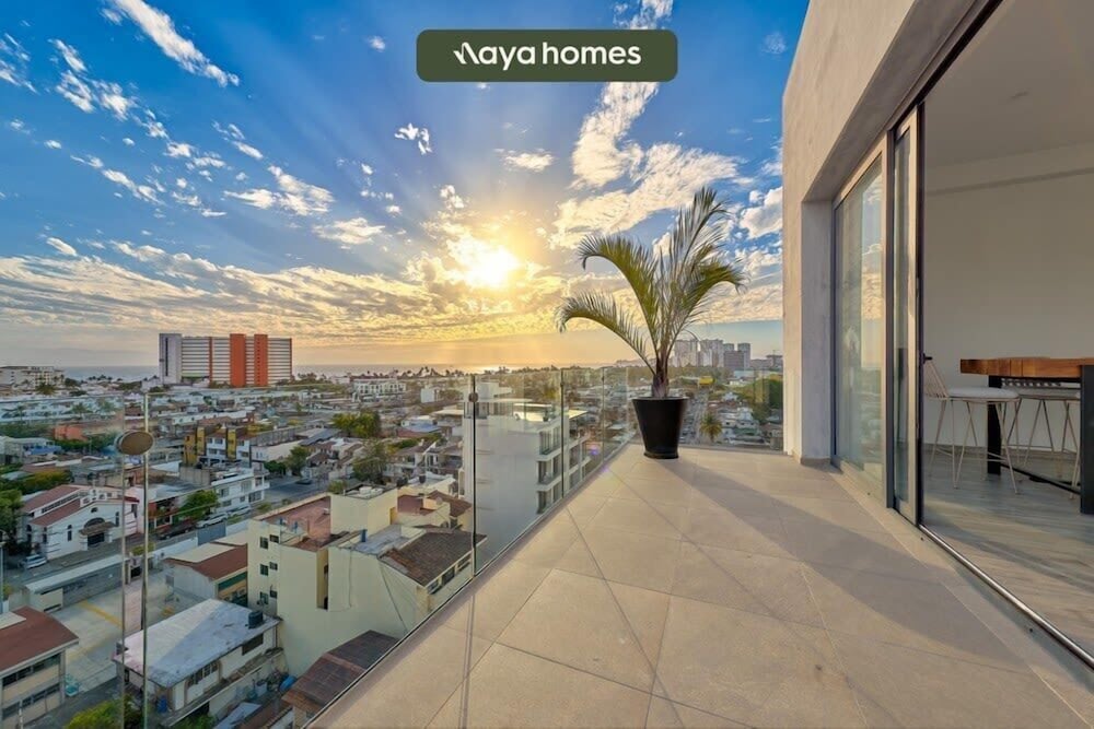 1BR Apartment - Private Balcony - Pool - Gym