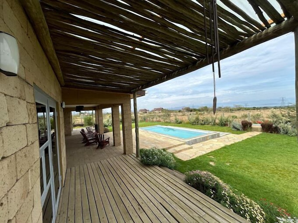 Lux Suites Leilani Annex Naivasha