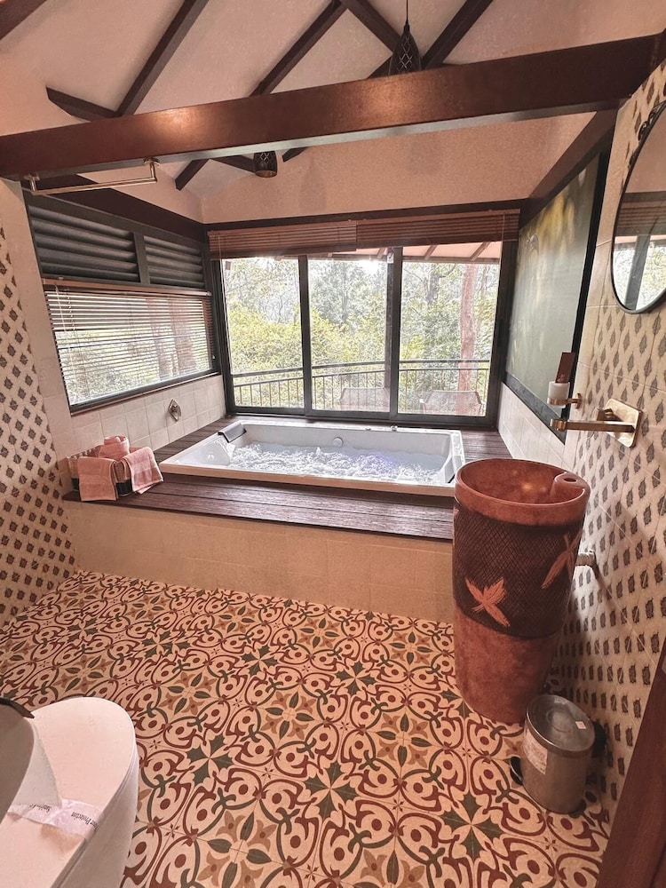 Pugmarks Jungle Resort