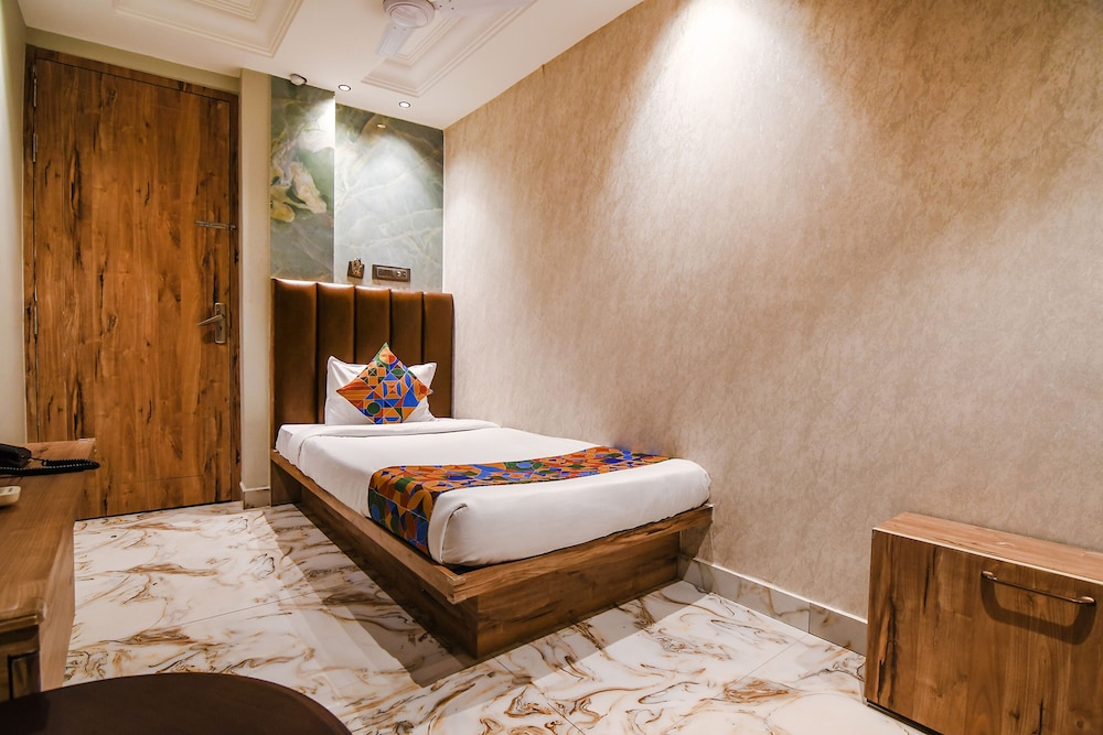 Fabhotel Prime Krishna Regency