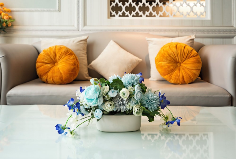 Luxury Condotel Luminous Leman