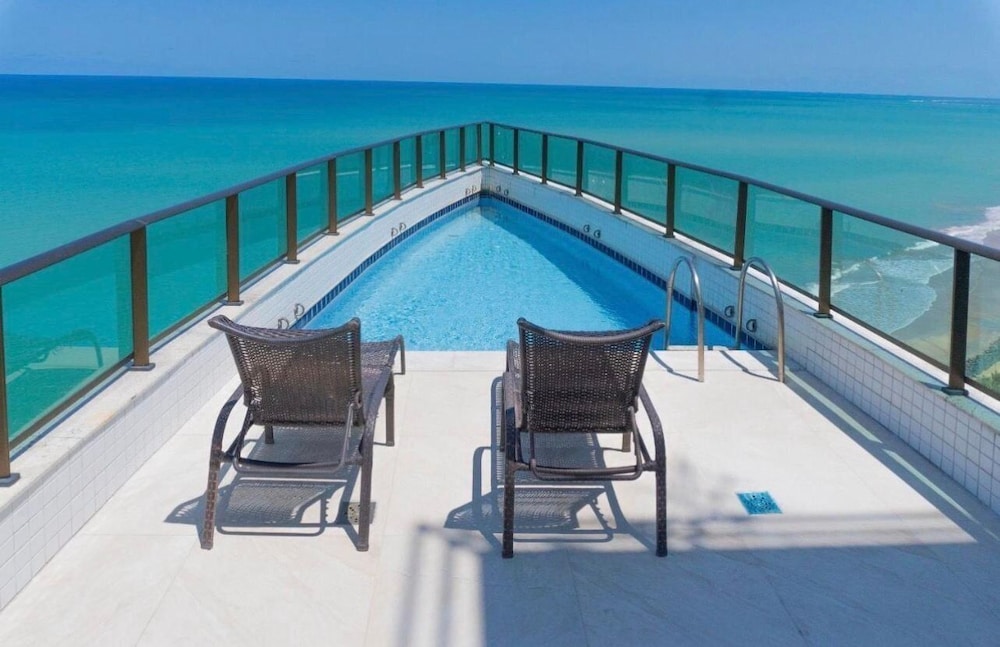 Apto w/ Balcony Beachfront in Boa Viagem Cpf0902