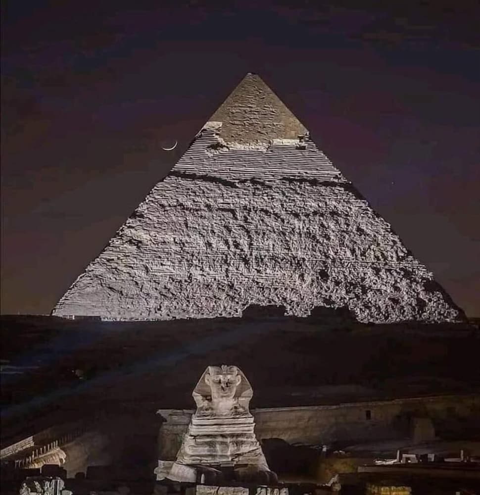 Pearl pyramids Inn