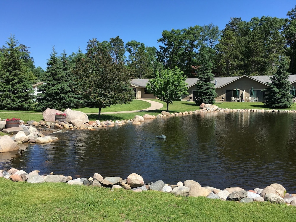 Kavanaugh's Sylvan Lake Resort