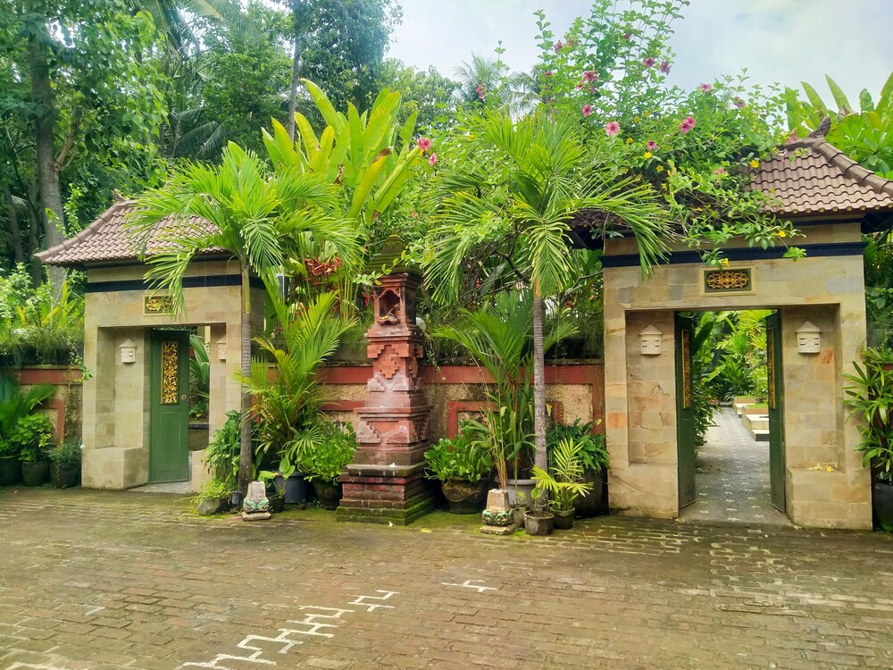 My Flowers Homestay view 3