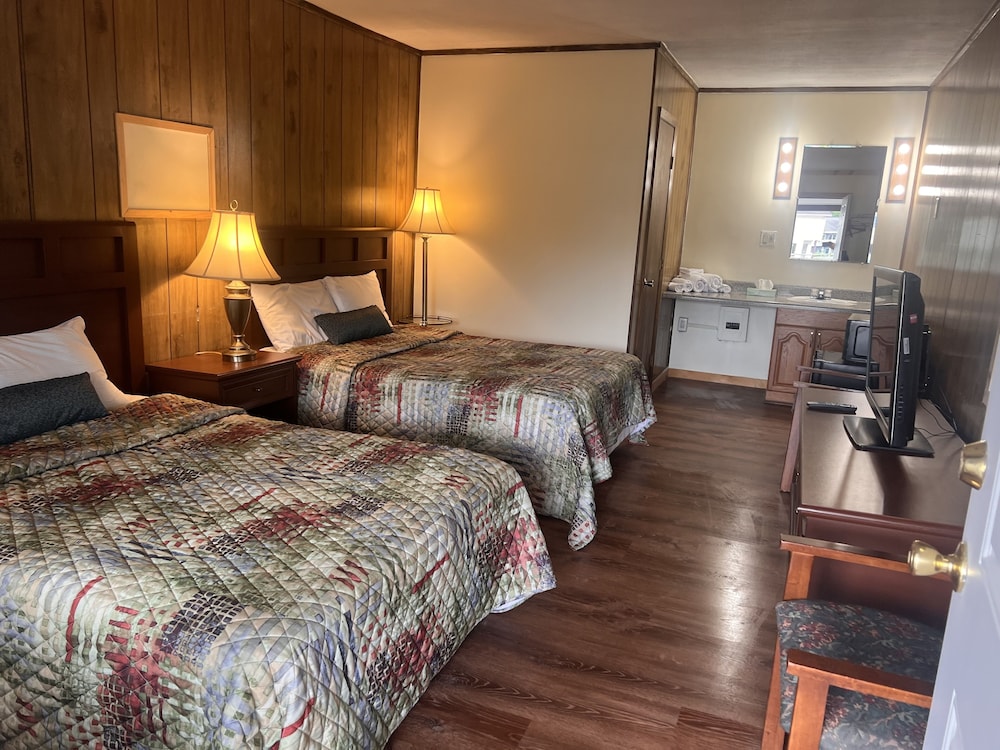Countryside Inn view 4