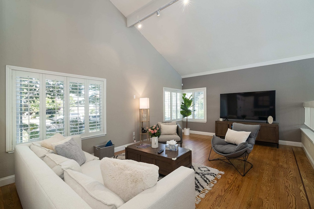 @ Marbella Lane - Blissful 4BR Home w/ Pool in SJ