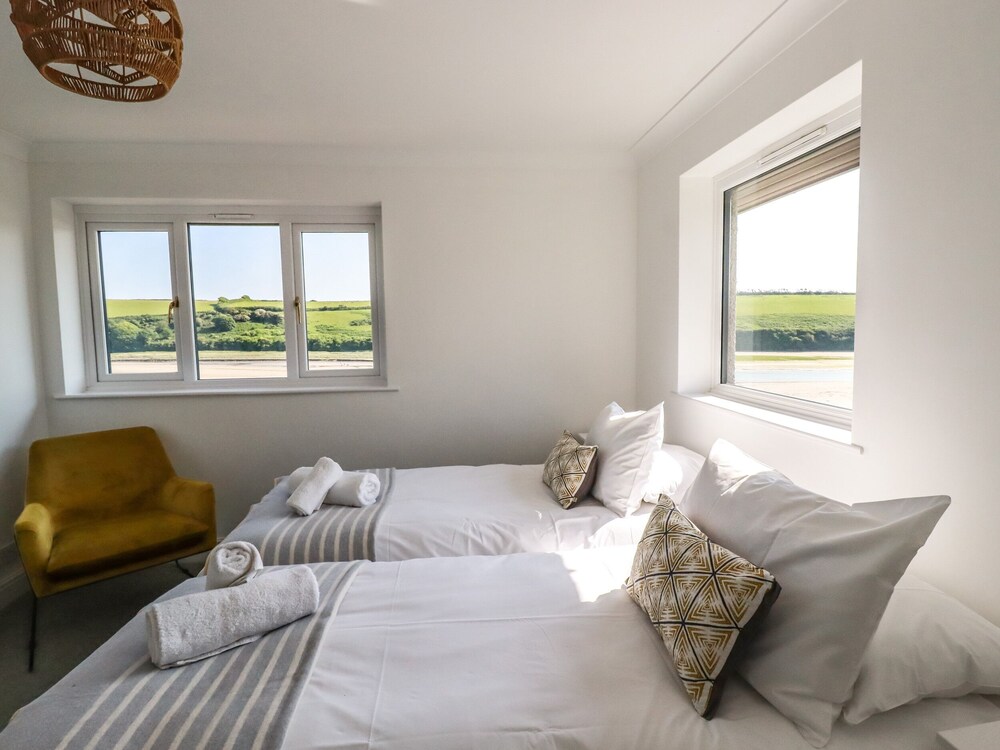 Newquay Tamarisk Lodge on the Gannel