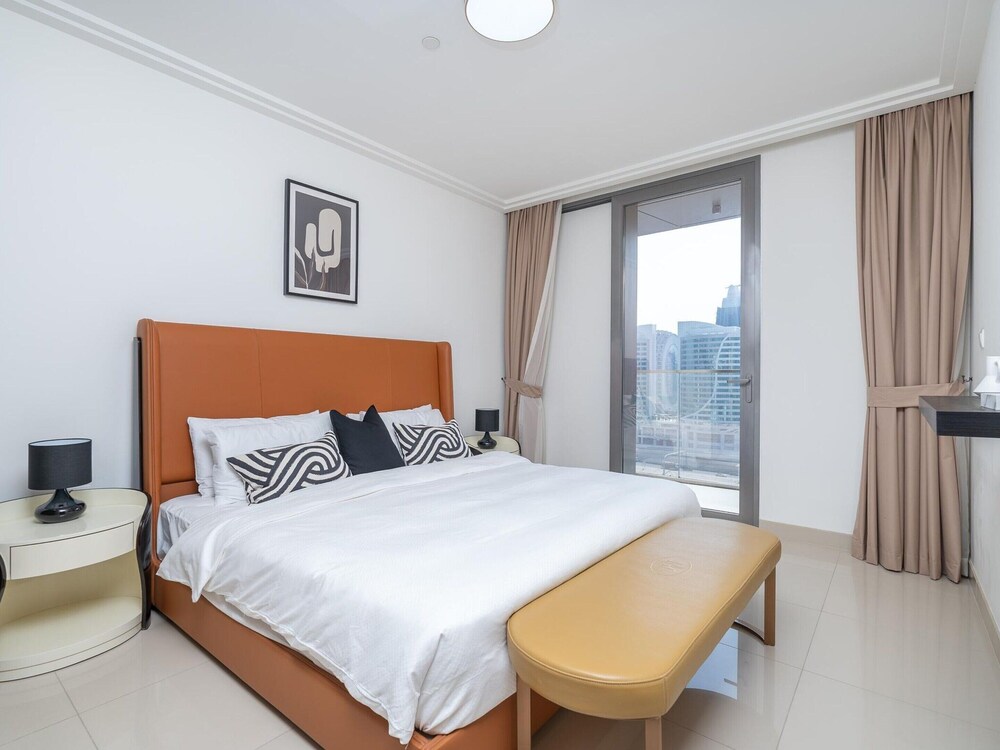 1BR Dlx City View Near Dubai Mall by Belvilla