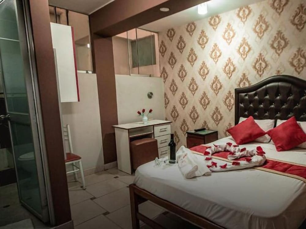 Hostal Spring