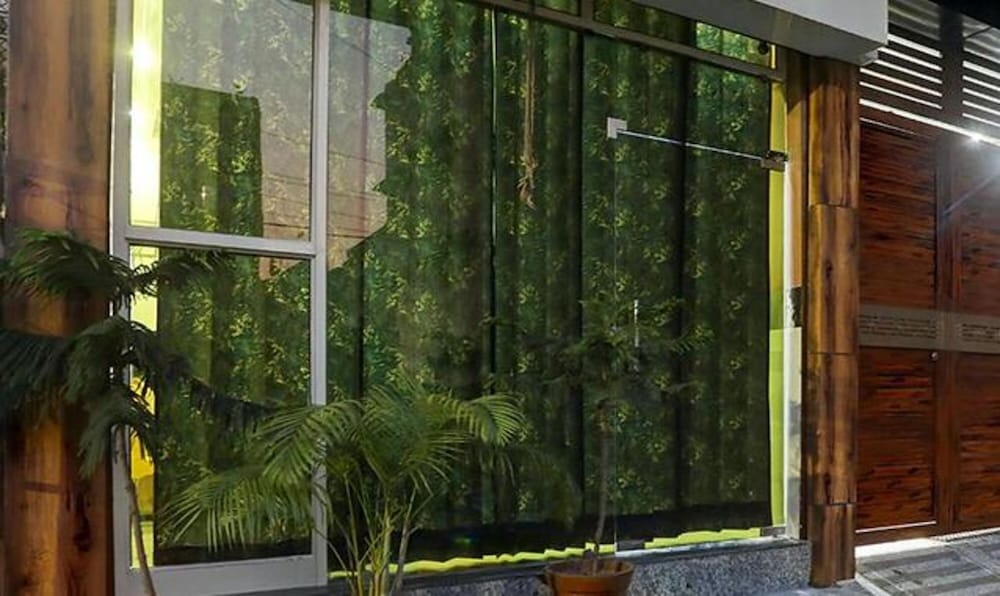 FabHotel Vihaan Regency