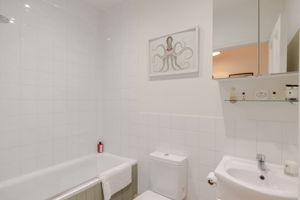 Traditional 2 Bed Apartment Notting Hill