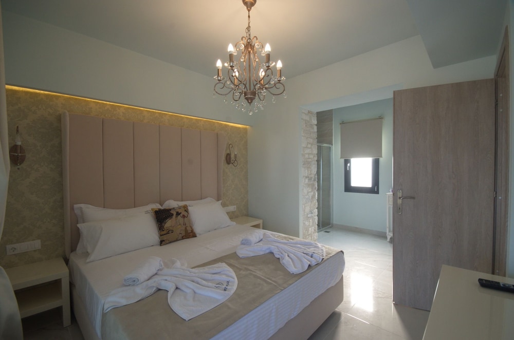 White Pearl Luxury Villas