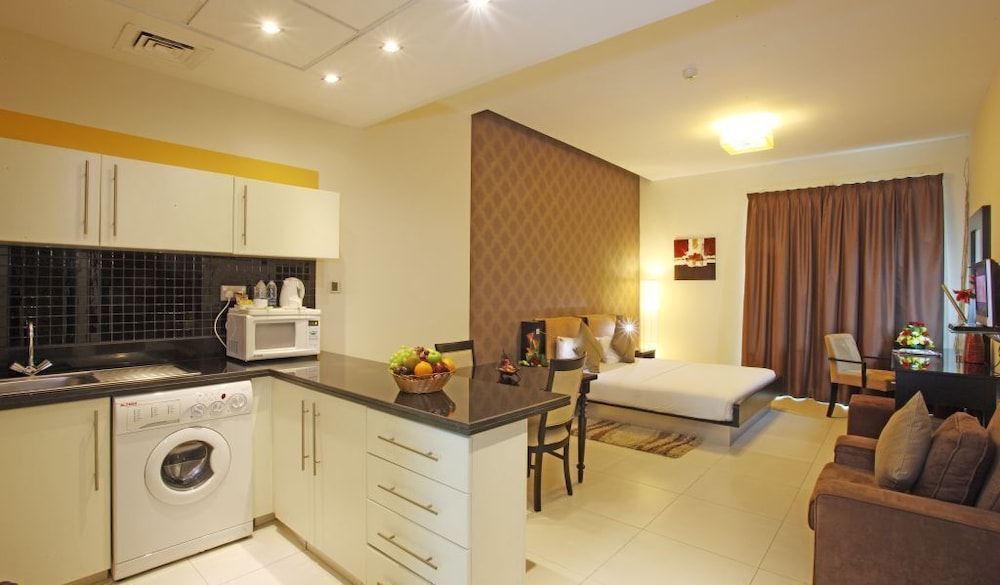 First Royal Hotel Apartment