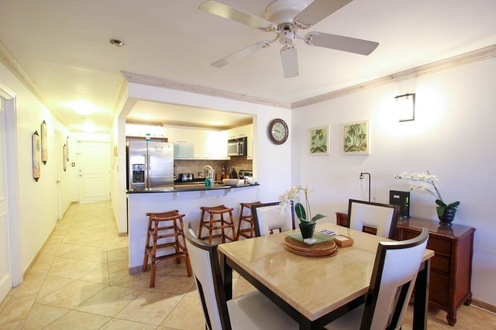 Modern 2-bed Apt Near Beach In St. Lawrence Gap 2 Bedroom Apts by Bluescape