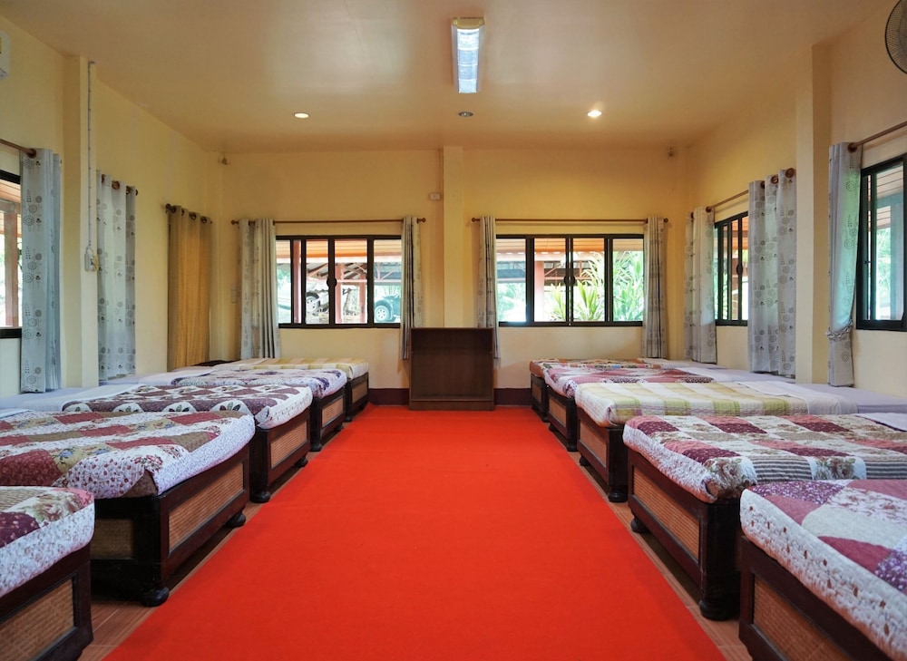 Mae Rim Vacations - Ban Rai Tin Thai Ngarm Eco Lodge - Property Image 4