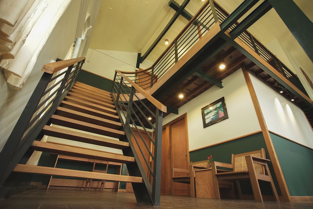 501 Merchant Bed & Breakfast - Hostel
