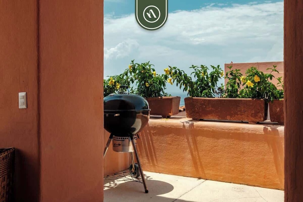 4 BR Penthouse - Breathtaking Views - Private Pool