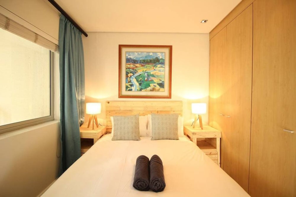 Upmarket 2bed City Retreat Close to V A Waterfront