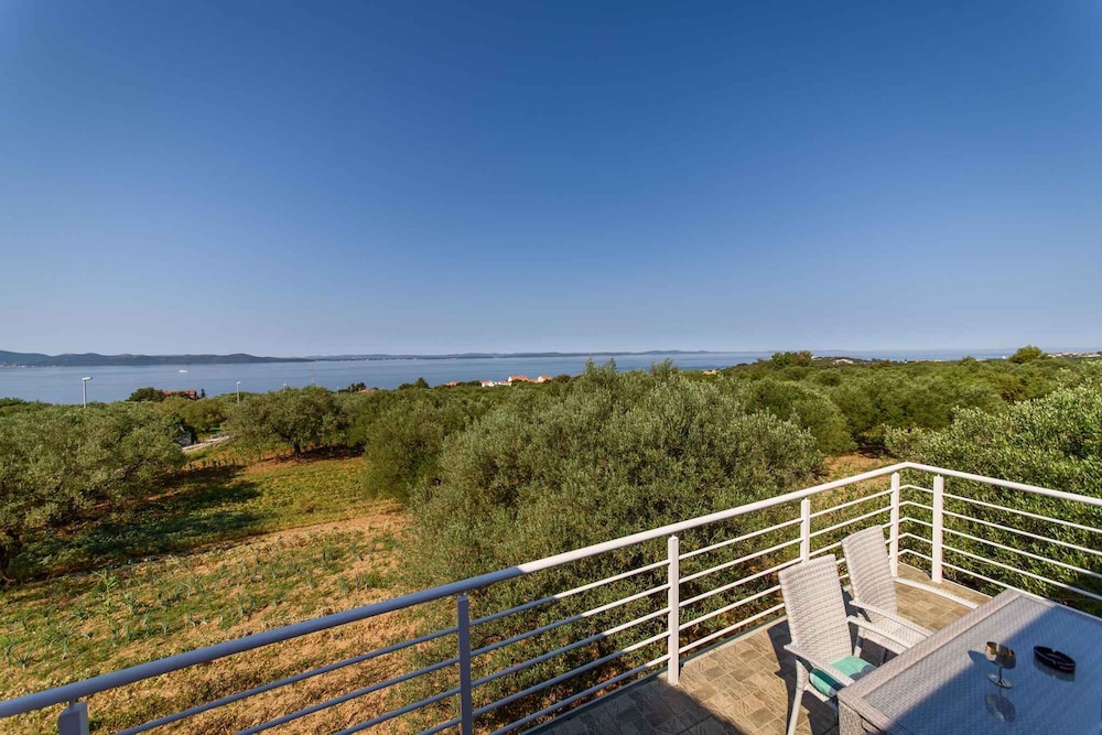 Apartments in Kozino/zadar Riviera 7951