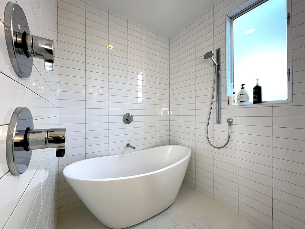 Ultimate 10br Group Getaway6min to Rainey Street