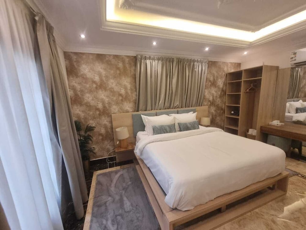 Hometel Khozama Jed
