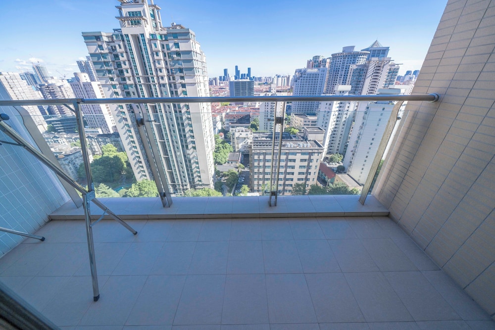 Tyms Bright 2BR 1BA Apt Yongxin Century