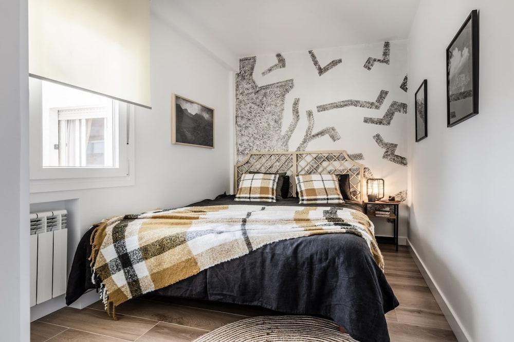 Ordino - 3 Bedrooms in Trafalgar
