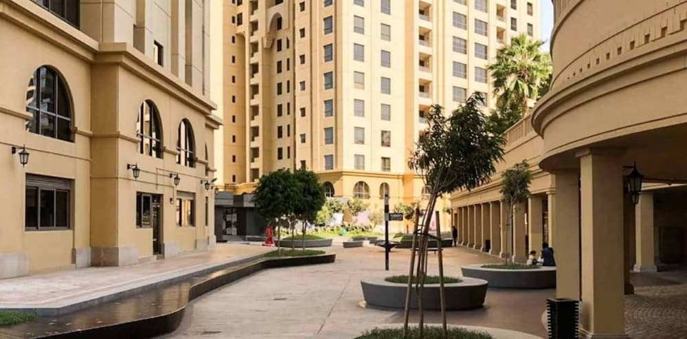 Spacious 2 bedroom with Amazing Marina View Rimal JBR