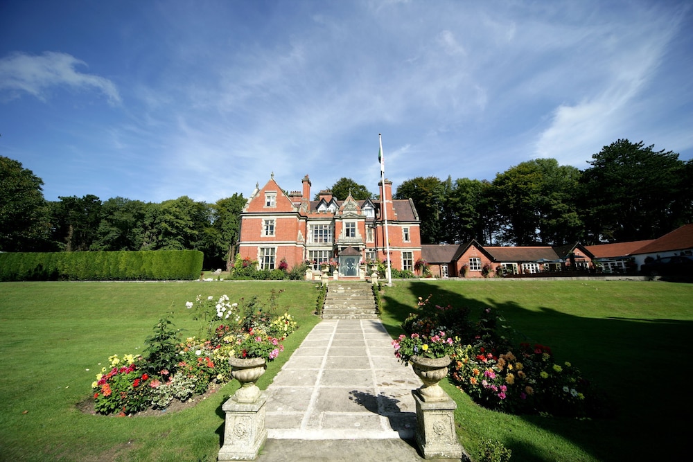 Bridgend Vacations - The Coed-Y-Mwstwr Hotel - Property Image 1