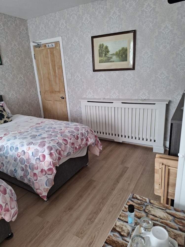 The Sportsmans Lodge