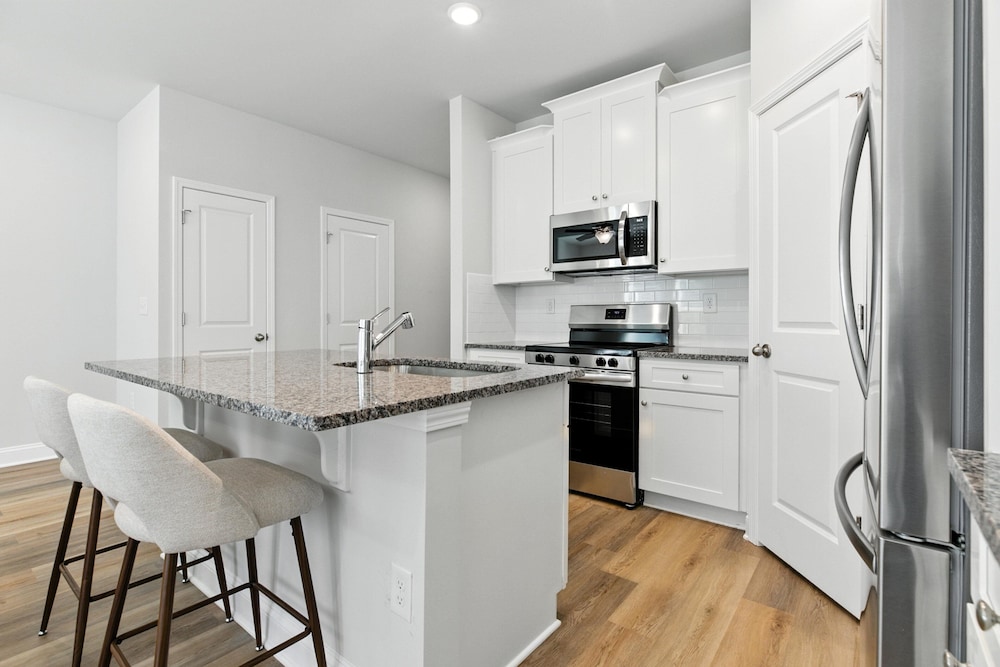 Charming Easley Retreat With Private Yard 3 Bedroom Townhouse
