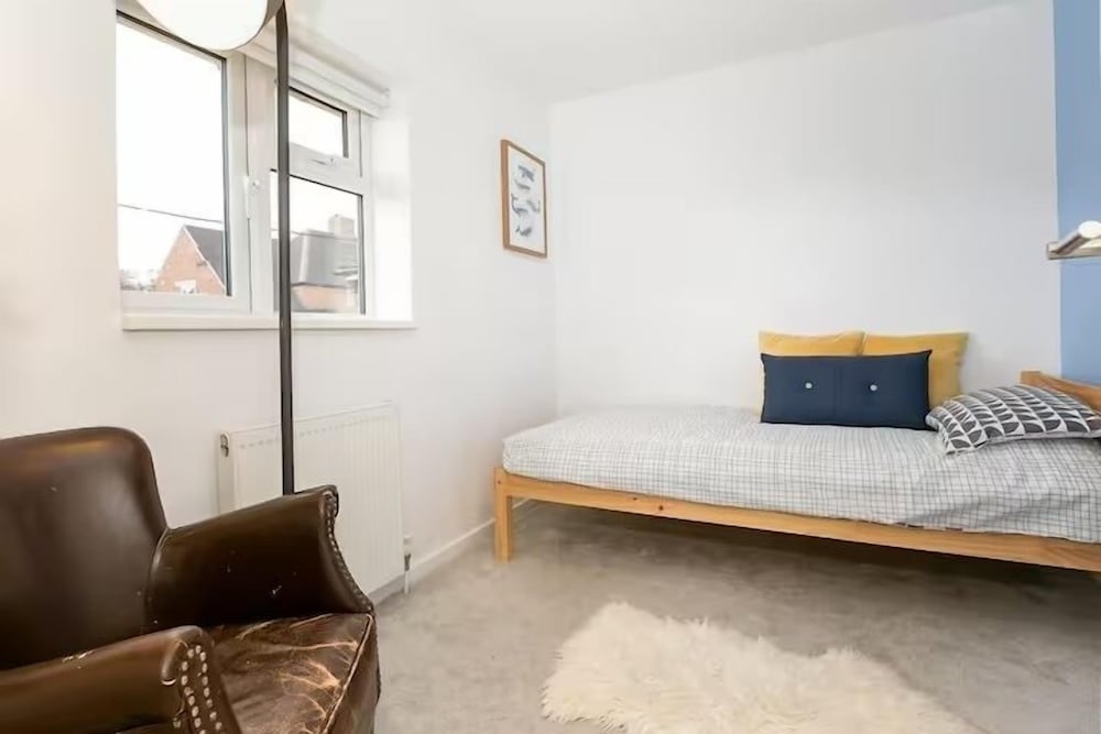 Charming 4 Bedroom Home Near Oxford
