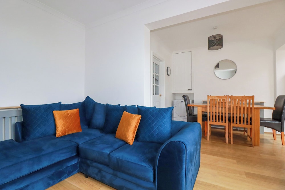 119 Henver Road