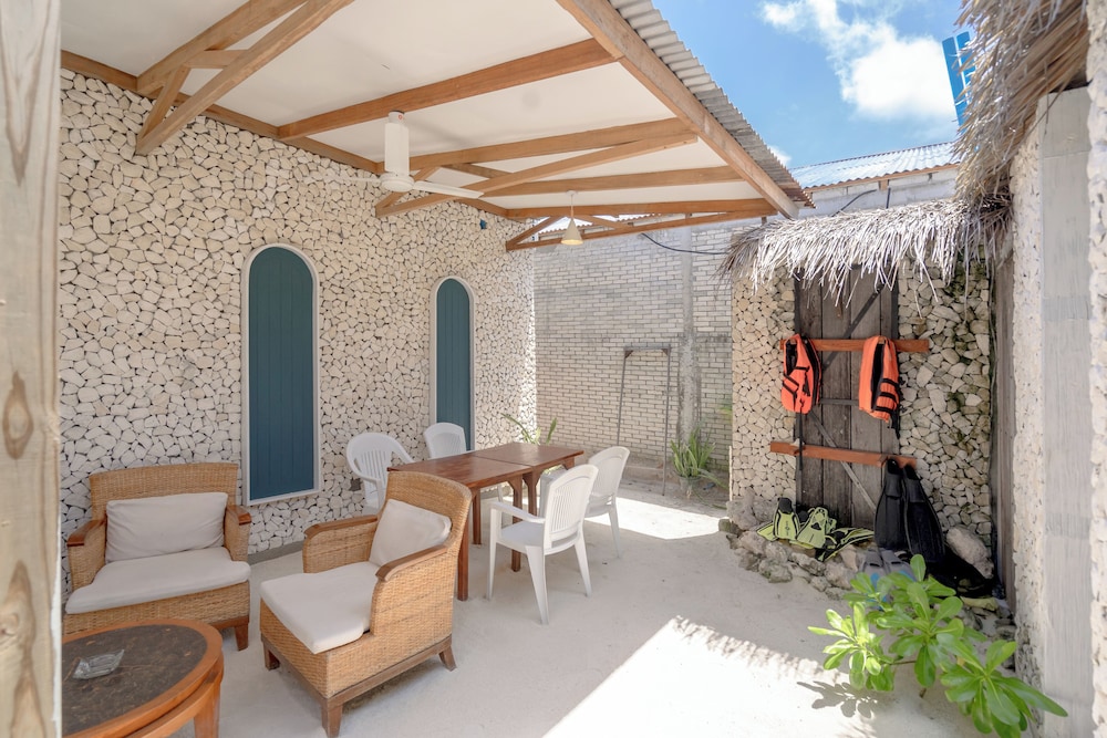 Brickwood Shoreline photo 5