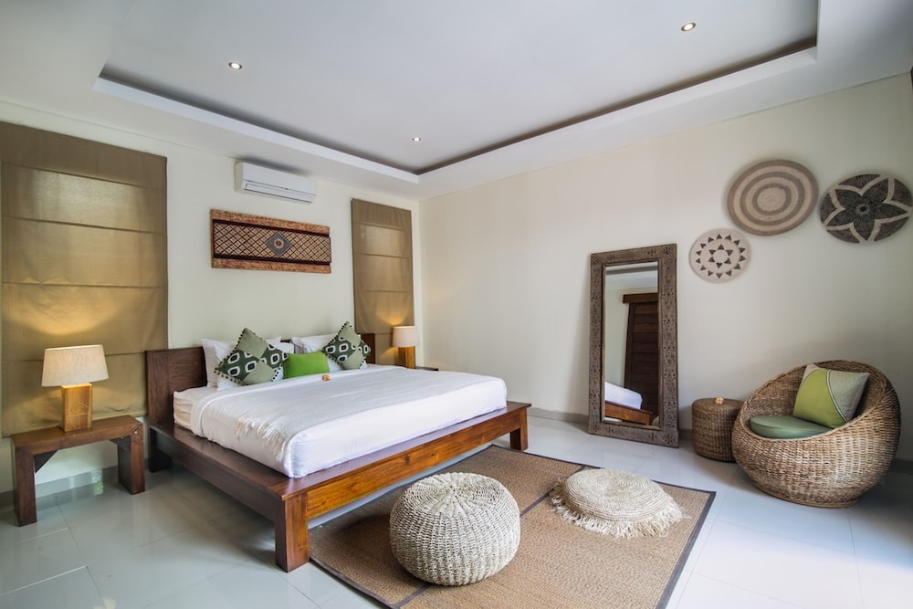 Marijo Villa 2BR Private Pool Mins to Central Ubud