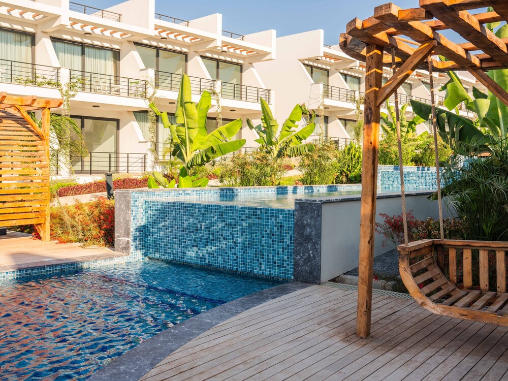 Superfresh Penthouse Studio Apartment With sea View