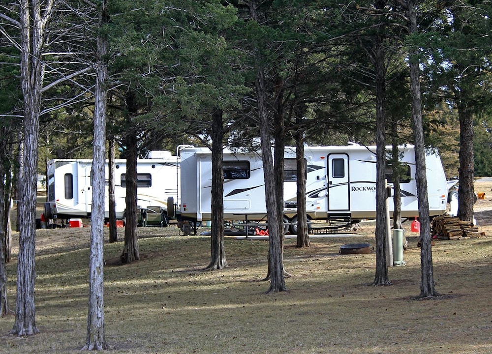 Acorns Resort