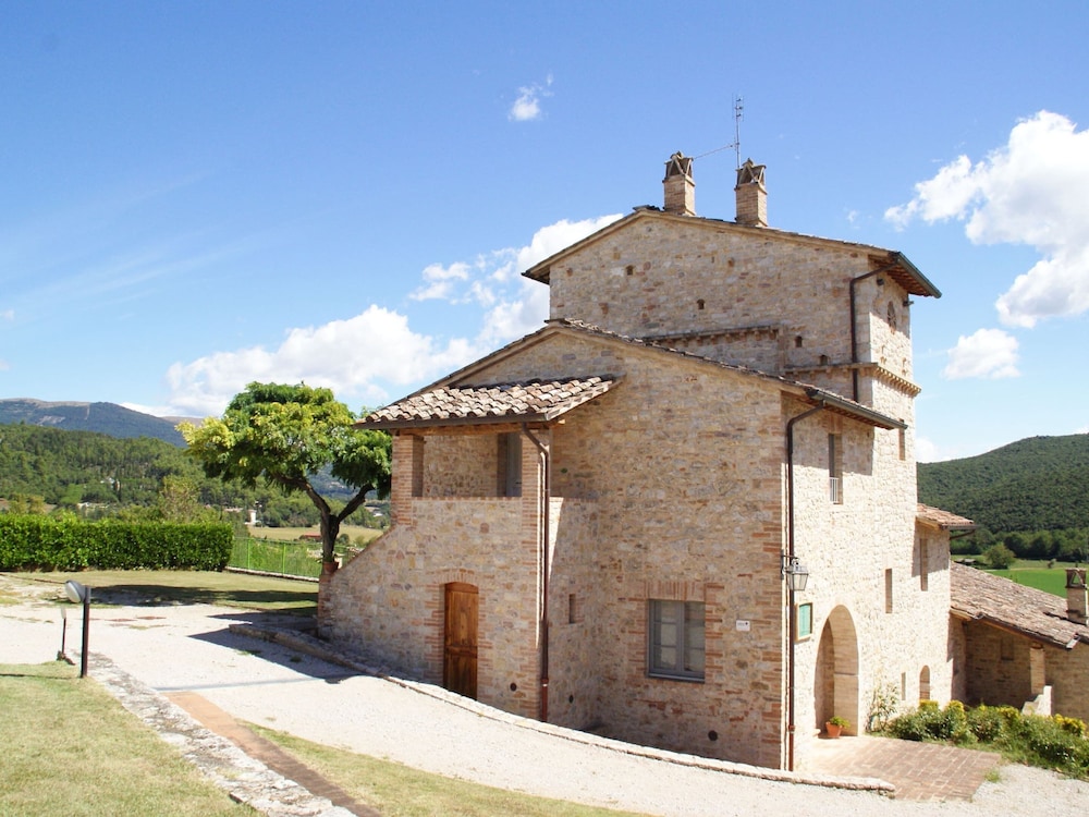 Belvilla by OYO Borgo Sanvico Capanna view 3