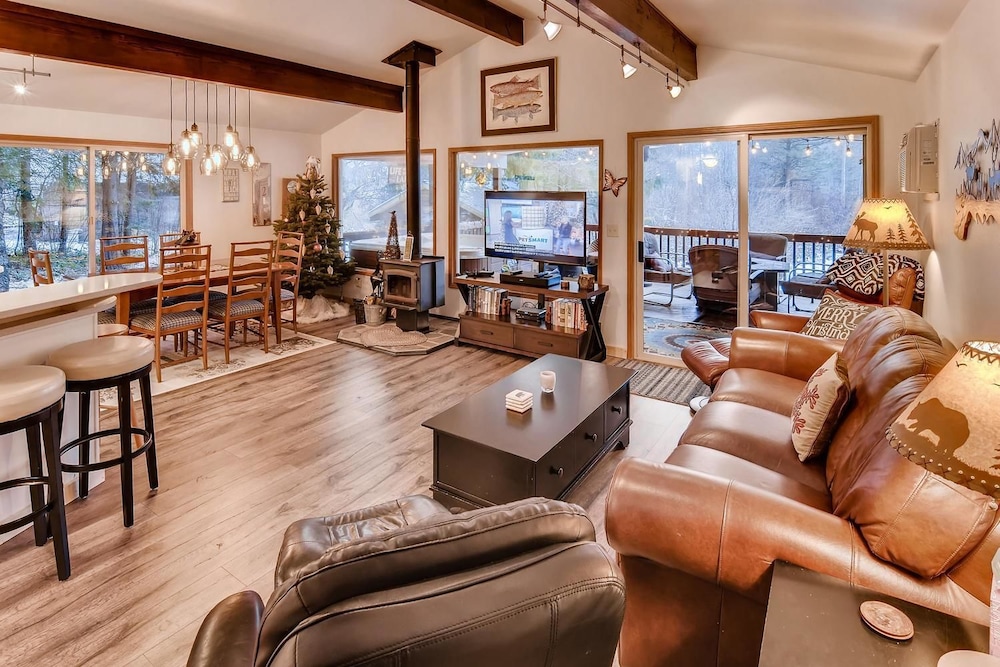 Beechwood Lakehouse