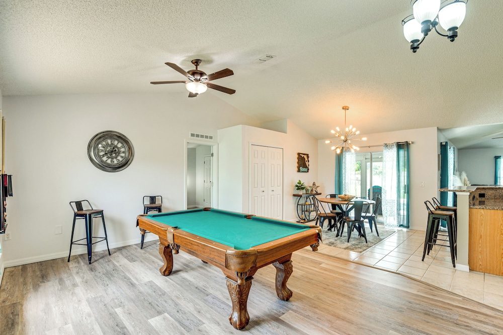 Palm Coast Comfort: Family Home w/ Lanai, Big Yard