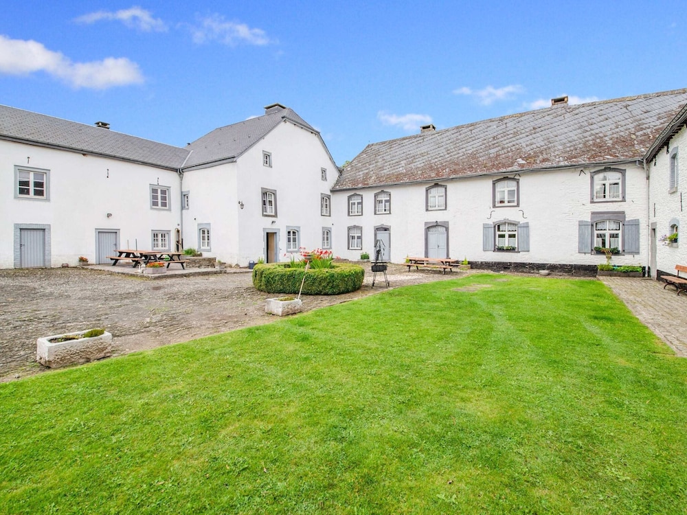 Heritage Holiday Home in Gouvy With Fenced Garden